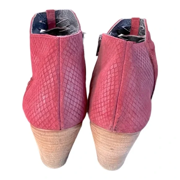 Free People Loveland Red Suede Ankle Boots - Picture 5 of 6